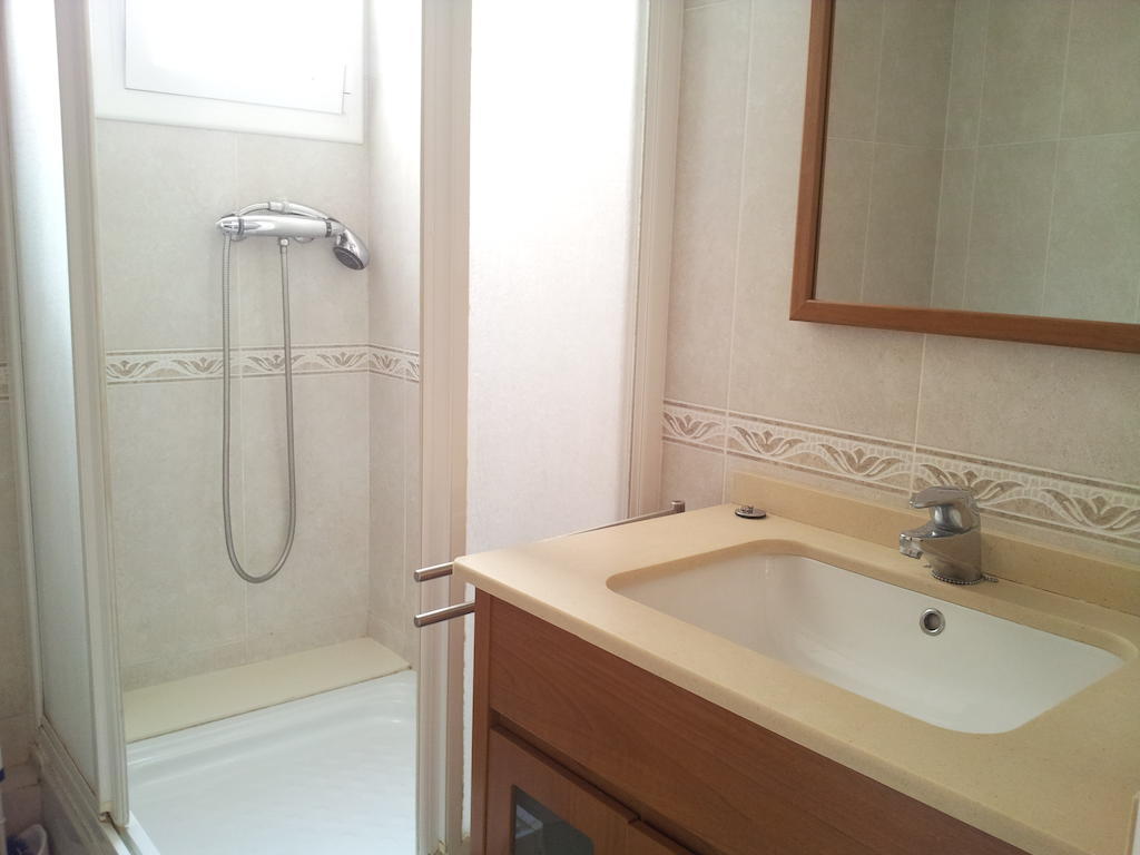 Atico Soleado Apartment โอสปิตาเล็ต เดอ โยเบรกัต ห้อง รูปภาพ