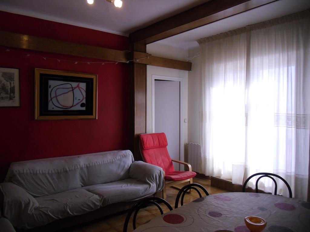 Atico Soleado Apartment โอสปิตาเล็ต เดอ โยเบรกัต ภายนอก รูปภาพ